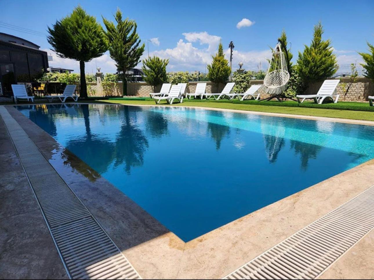 Gardenya Lara Suit Hotel Antália Exterior foto
